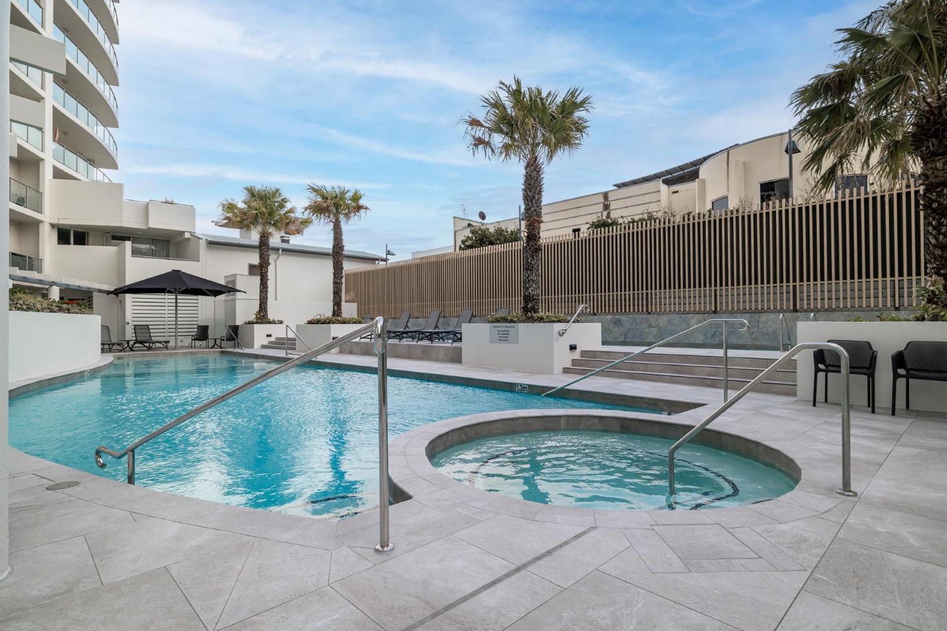 Aspect Aparthotel 4*