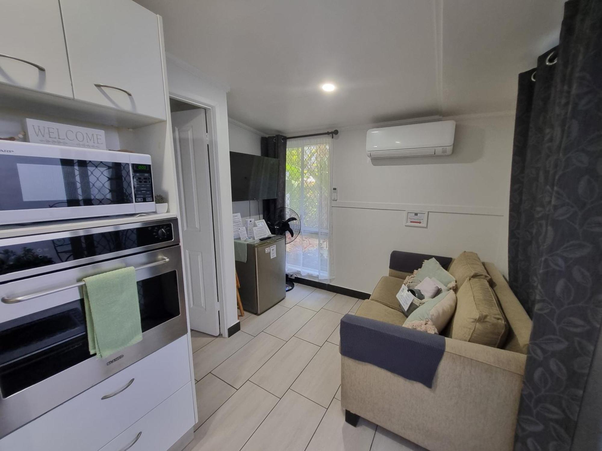 Cosy Pet Friendly Granny Flat With Private Courtyard Apartment