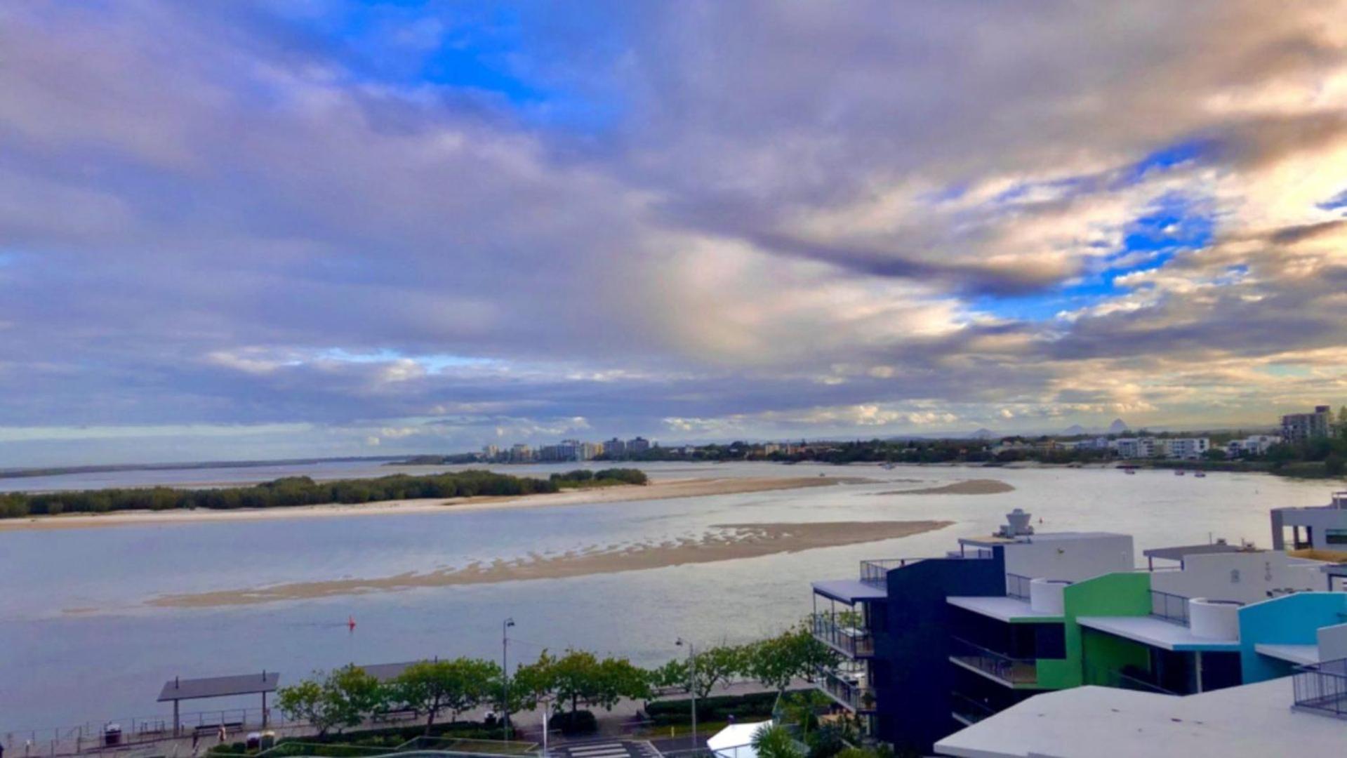 Amazing Views, Walk Everywhere! Apartment