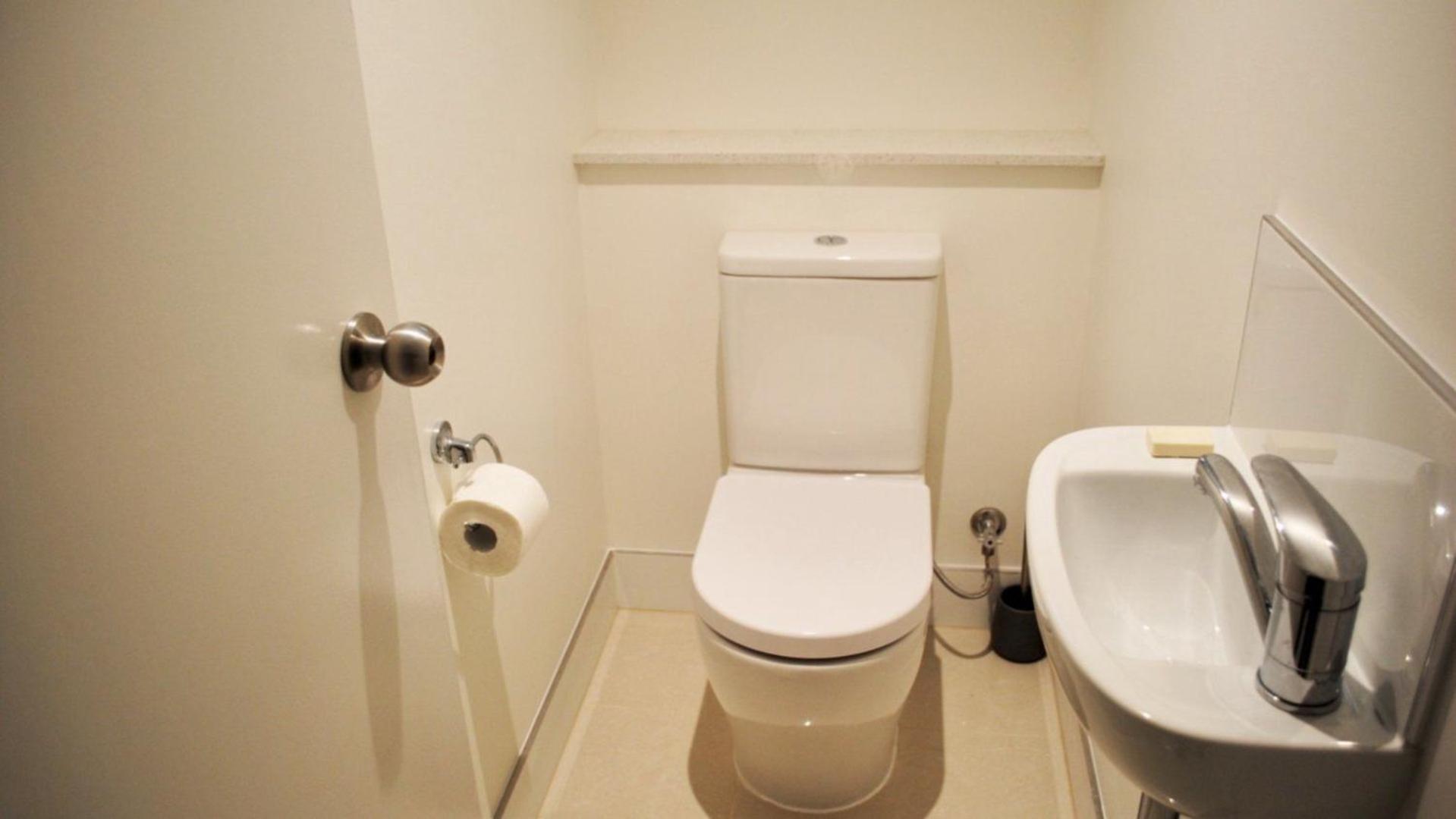 Great Views, Ultimate Comfort And Location! Apartment *