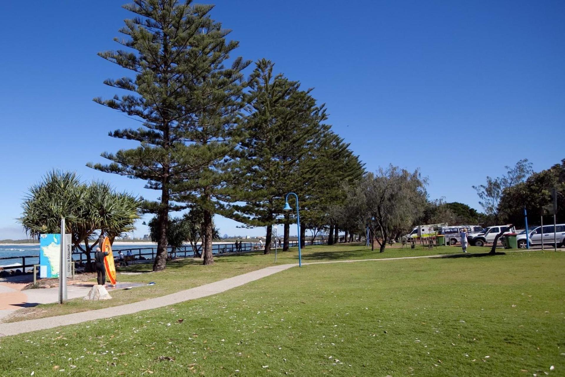 Columbia Point U6 7 Bulcock Esp * Caloundra
