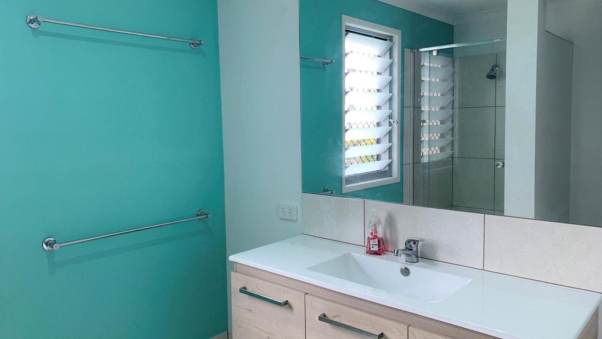 Saltys Place, Pet Friendly And Close To Holiday home *