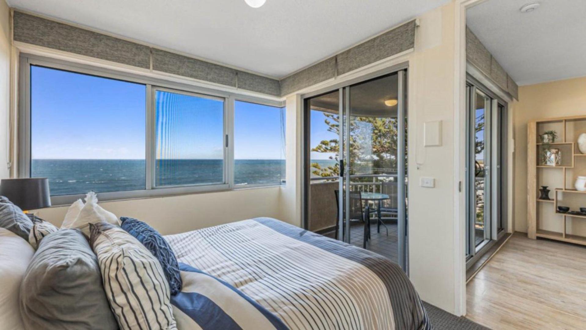 #6 Seaspray, Kings - Absolute Waterfront * Caloundra