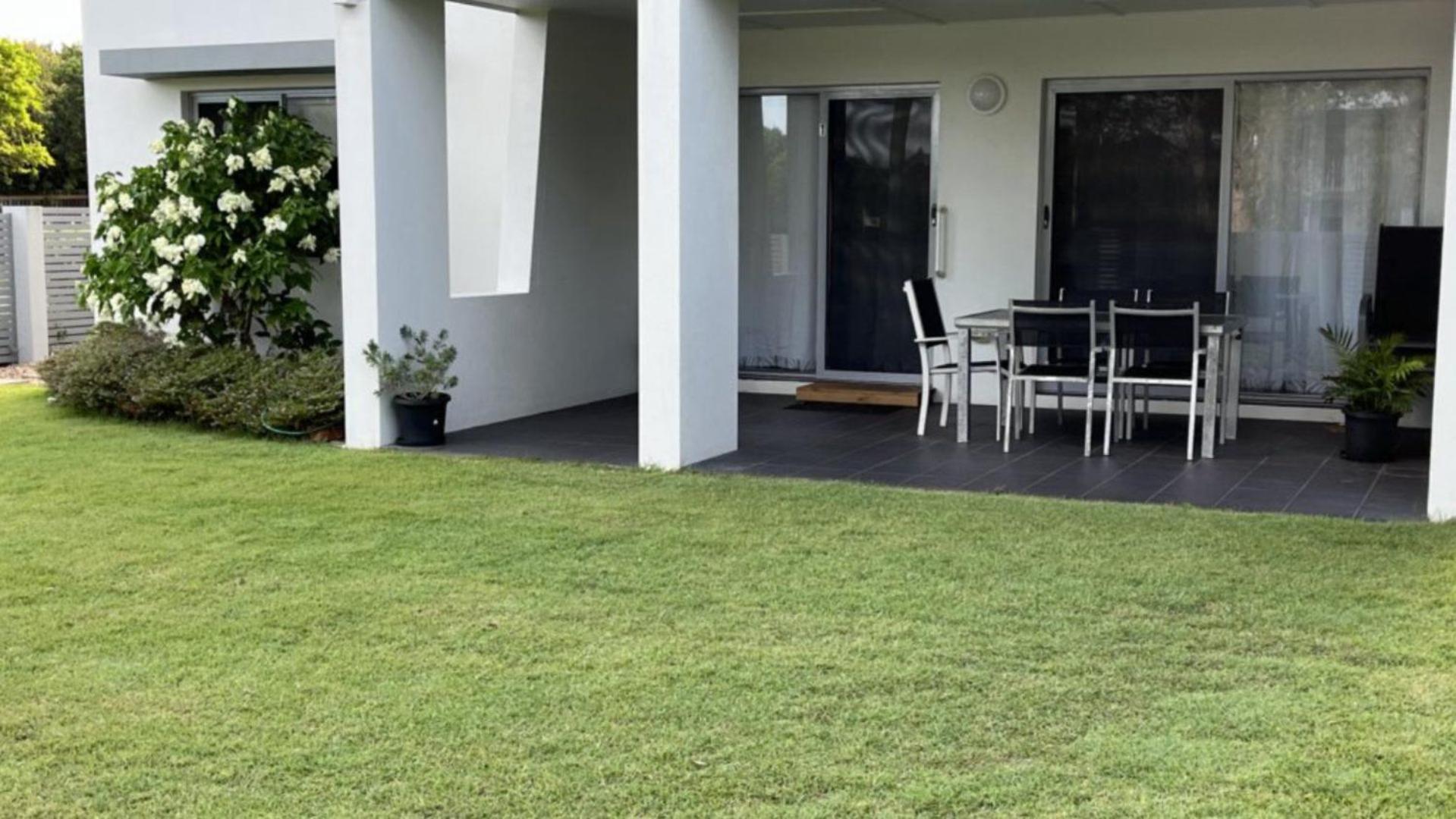 1 - 5a Coochin Street, Dicky - 200m To Holiday home