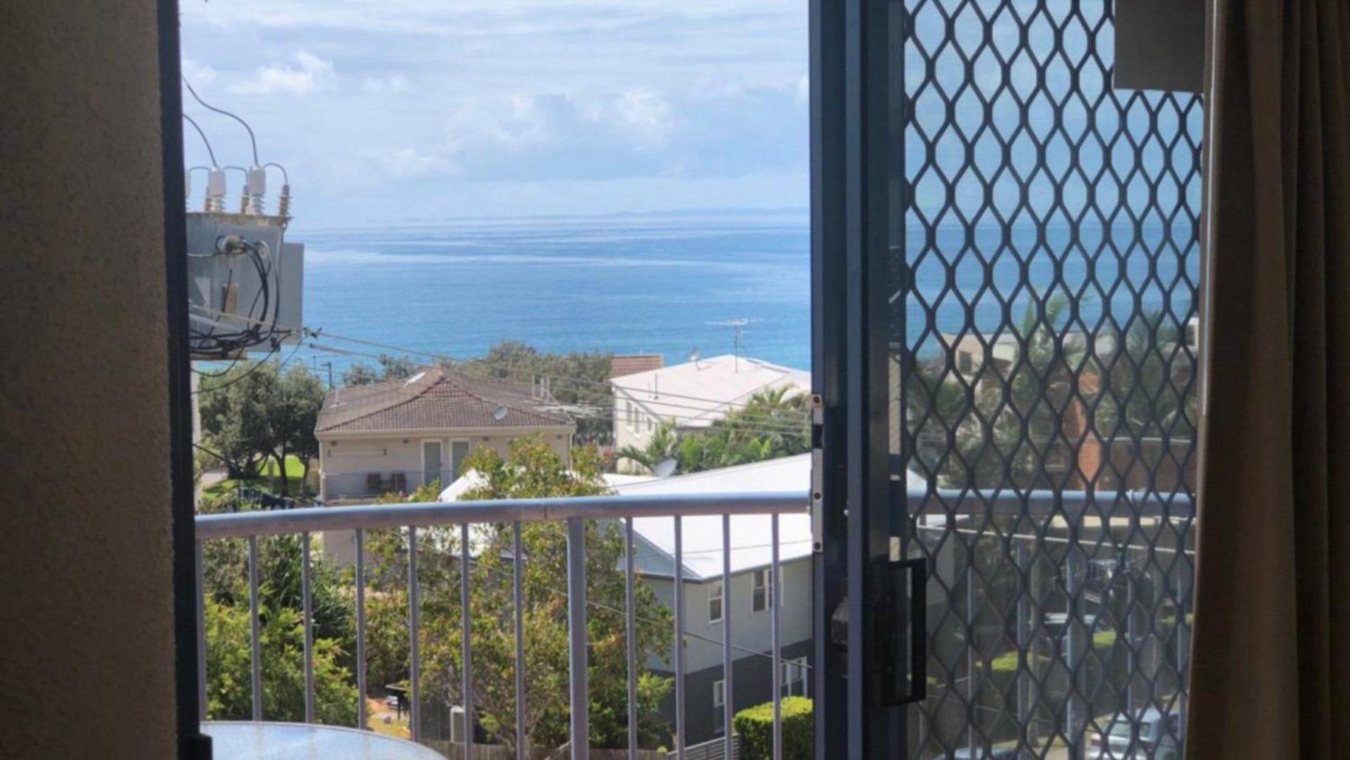 Apartment Sahara Sands Unit 4 *