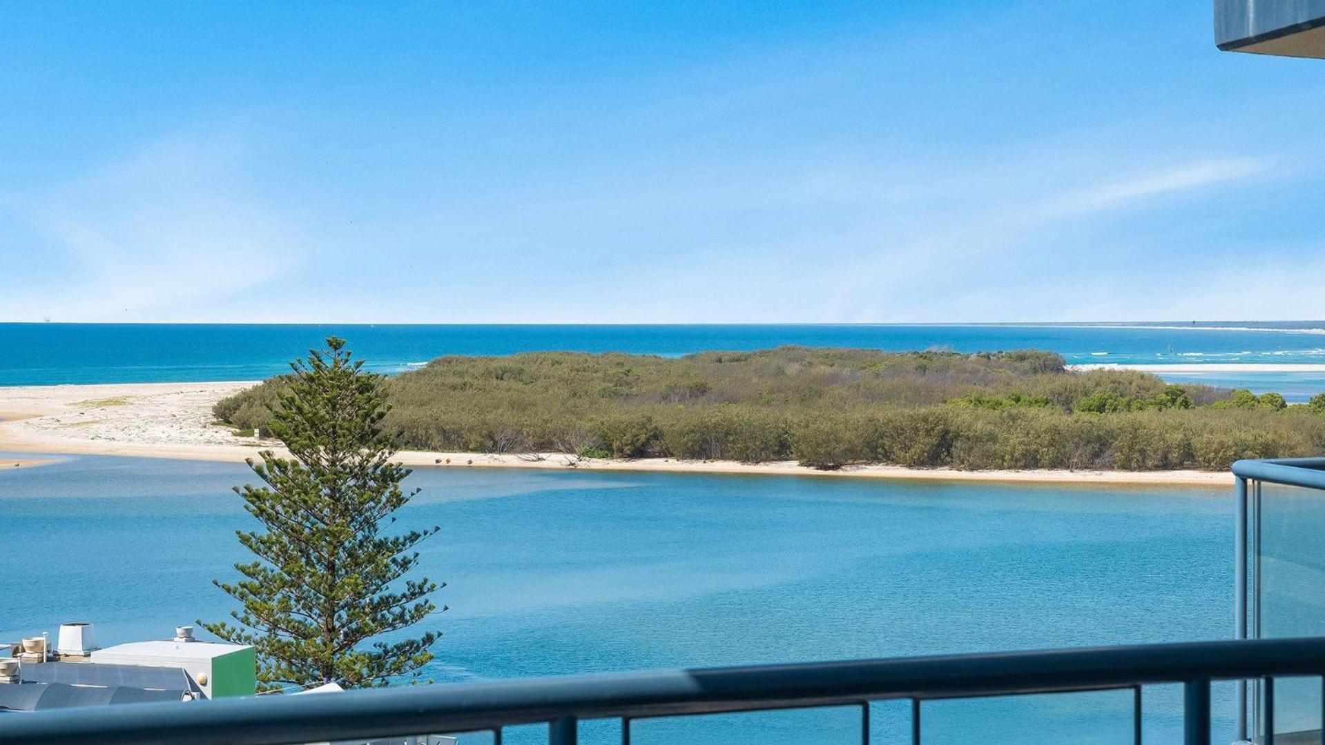 Apartment Grand Pacific Unit 104 *