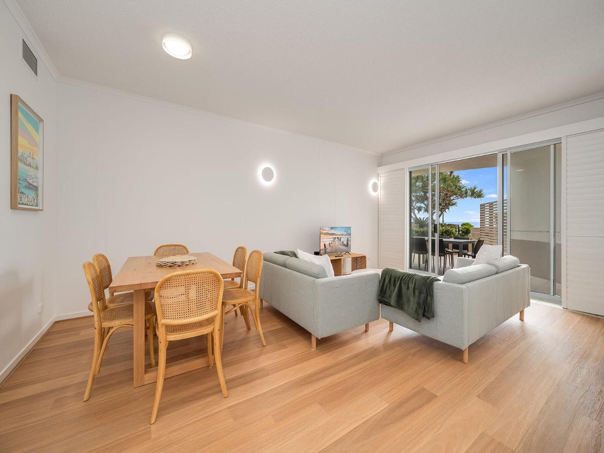 Apartment Pandanus Court *