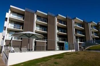 Merrima Court Holidays