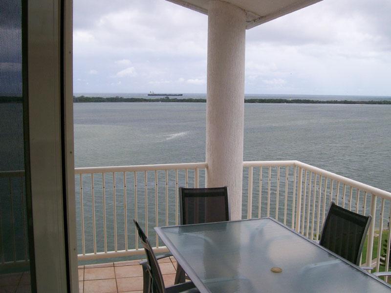 Riviere On Golden Aparthotel