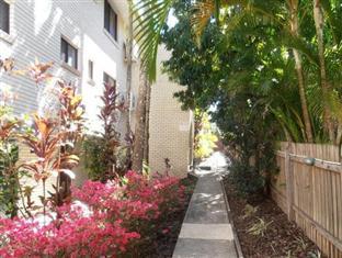 Beachside Court