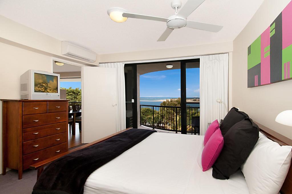 Windward Passage Aparthotel 4*