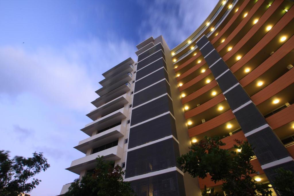 Monaco Aparthotel