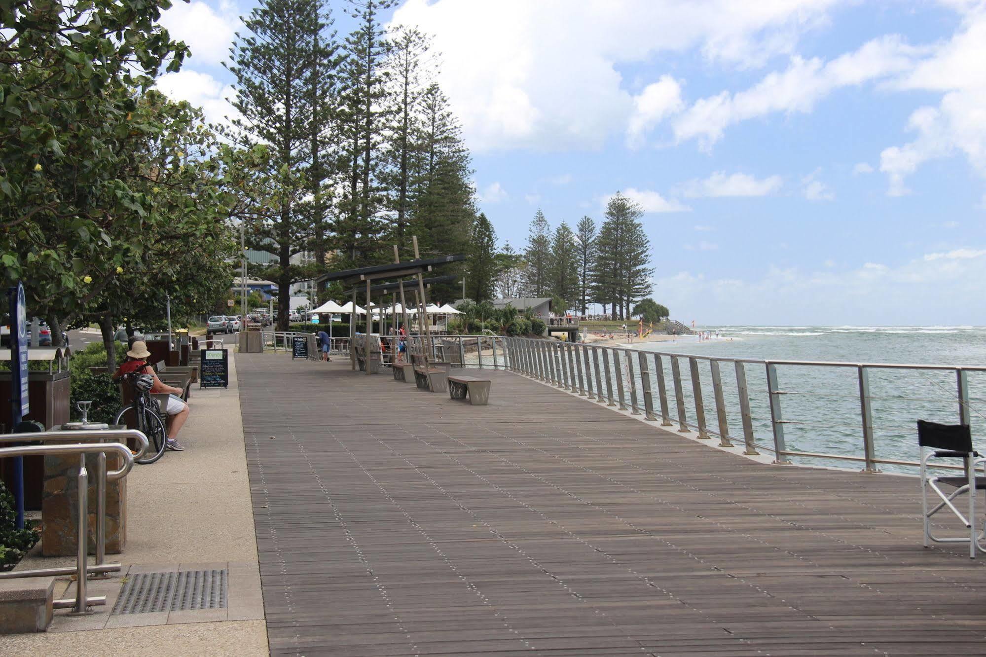 Suncourt Motel Caloundra