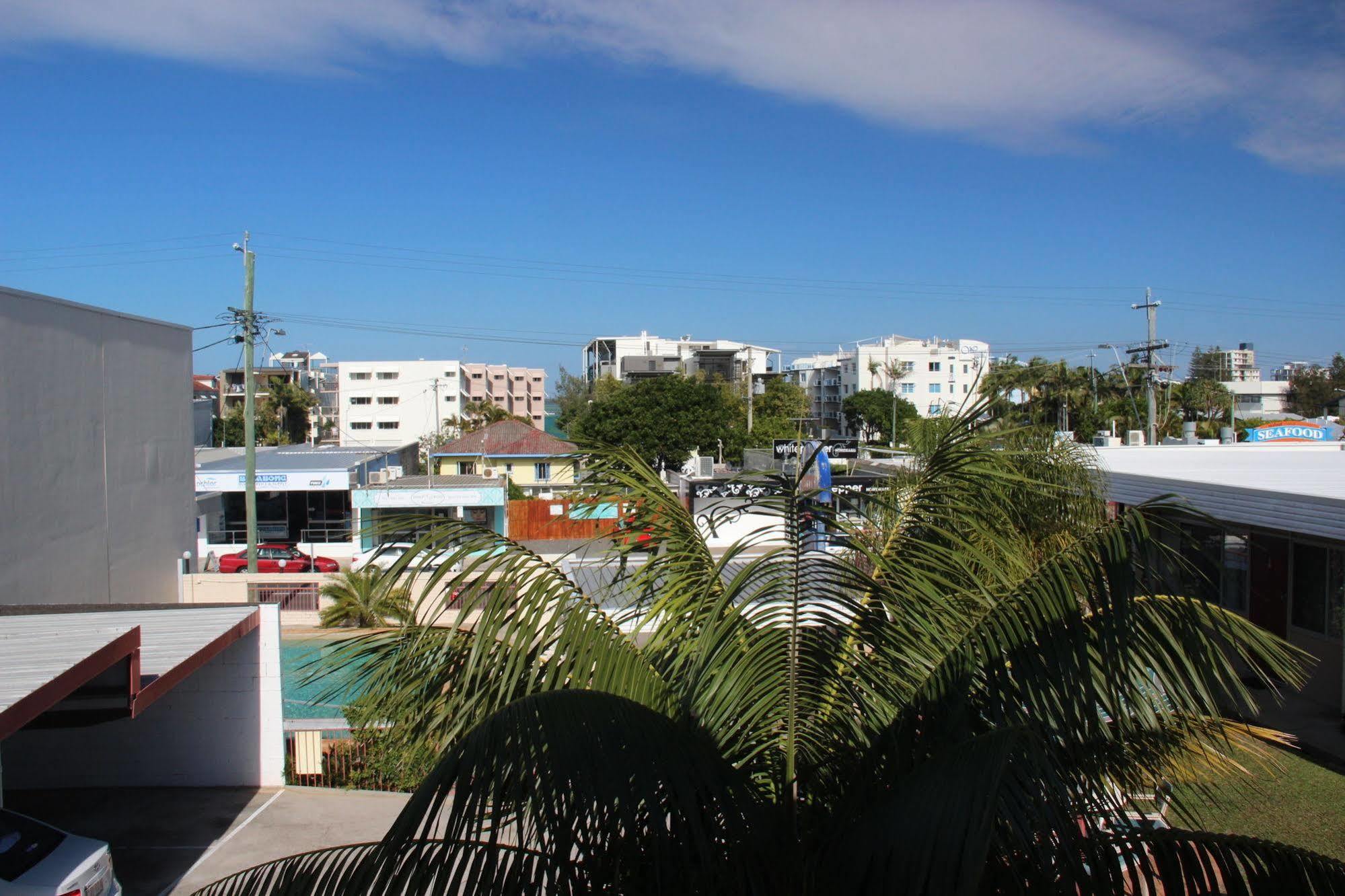 Suncourt 3*