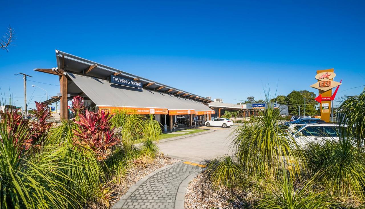 Hotel Nightcap At Golden Tavern Caloundra