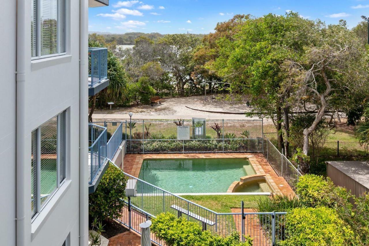 The Outlook U8 9 Hume Parade Apartment *