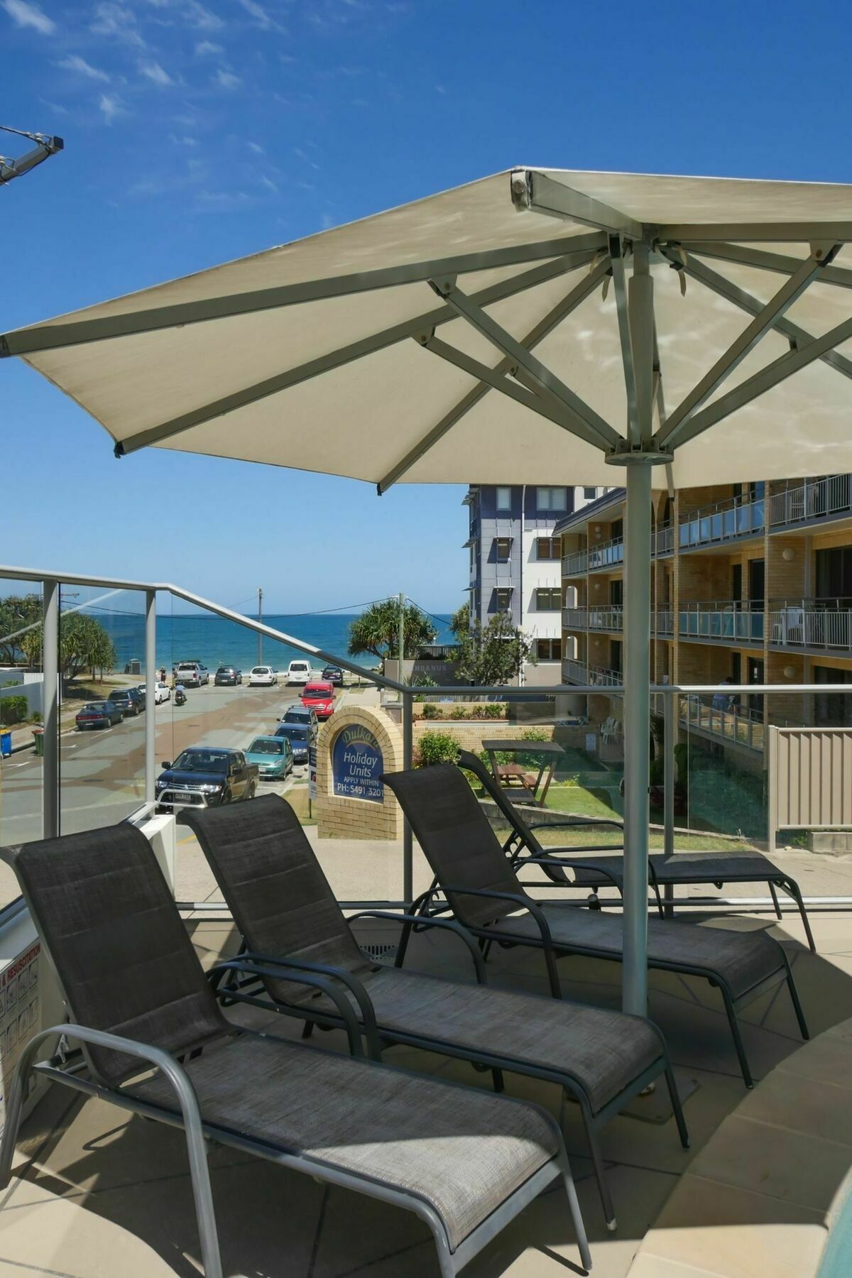 Merrima Court Holidays Caloundra
