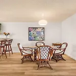 Araluen Unit 6 Bulcock Beach Qld