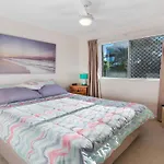Kokomo Unit 1 Kings Beach Qld