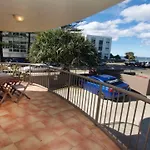 Pandanus Shores Unit 2 Kings Beach Qld
