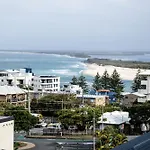 Kings Beach Coast And Glasshouse Views - A
