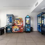 Rolling Surf Resort