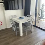 Just Perfect Apartment With Ocean Views