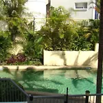Unit 10 Sea Eagles Apartments