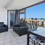 Centrepoint Unit 27