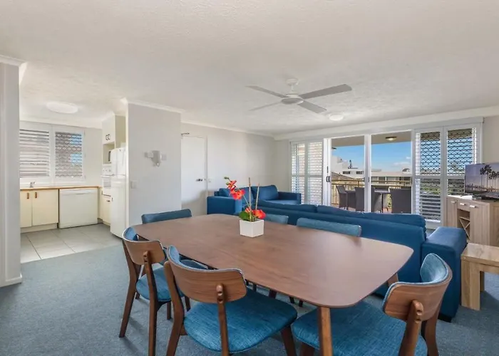 Kokomo Unit 10 Kings Beach Qld