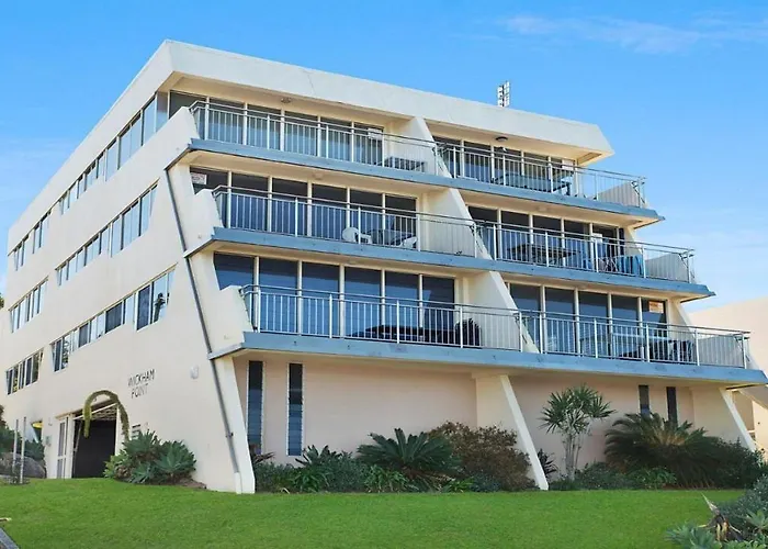 Wickham Point Unit 5 Kings Beach Qld