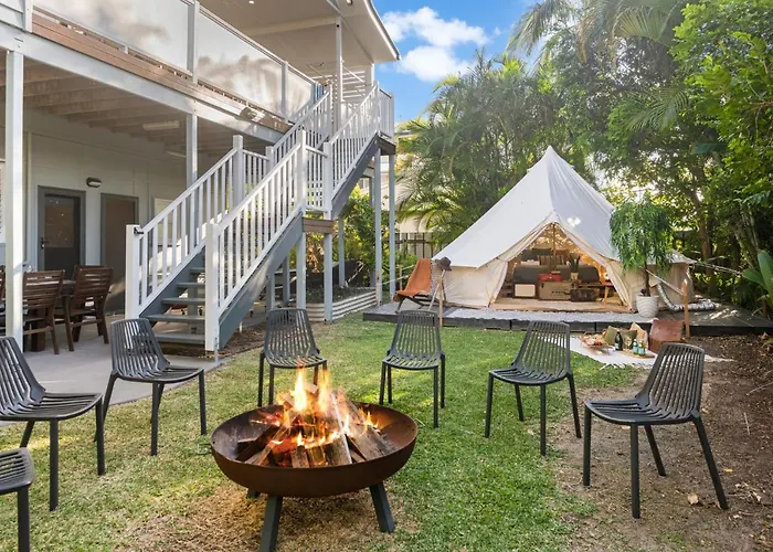 Stunning Beach House & Glamping Tent - Sunshine Coast