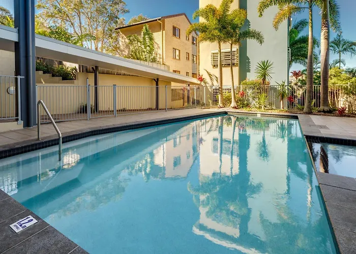 Ocean Breeze Retreat: Kings Coastal Apartment