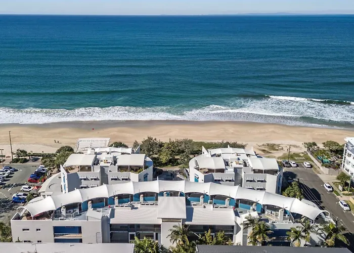 Rolling Surf Resort