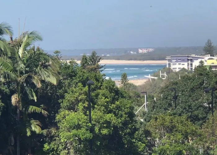 Beachside Court Unit 12