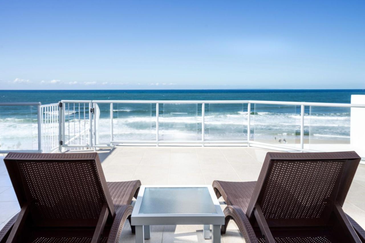 Rolling Surf Resort