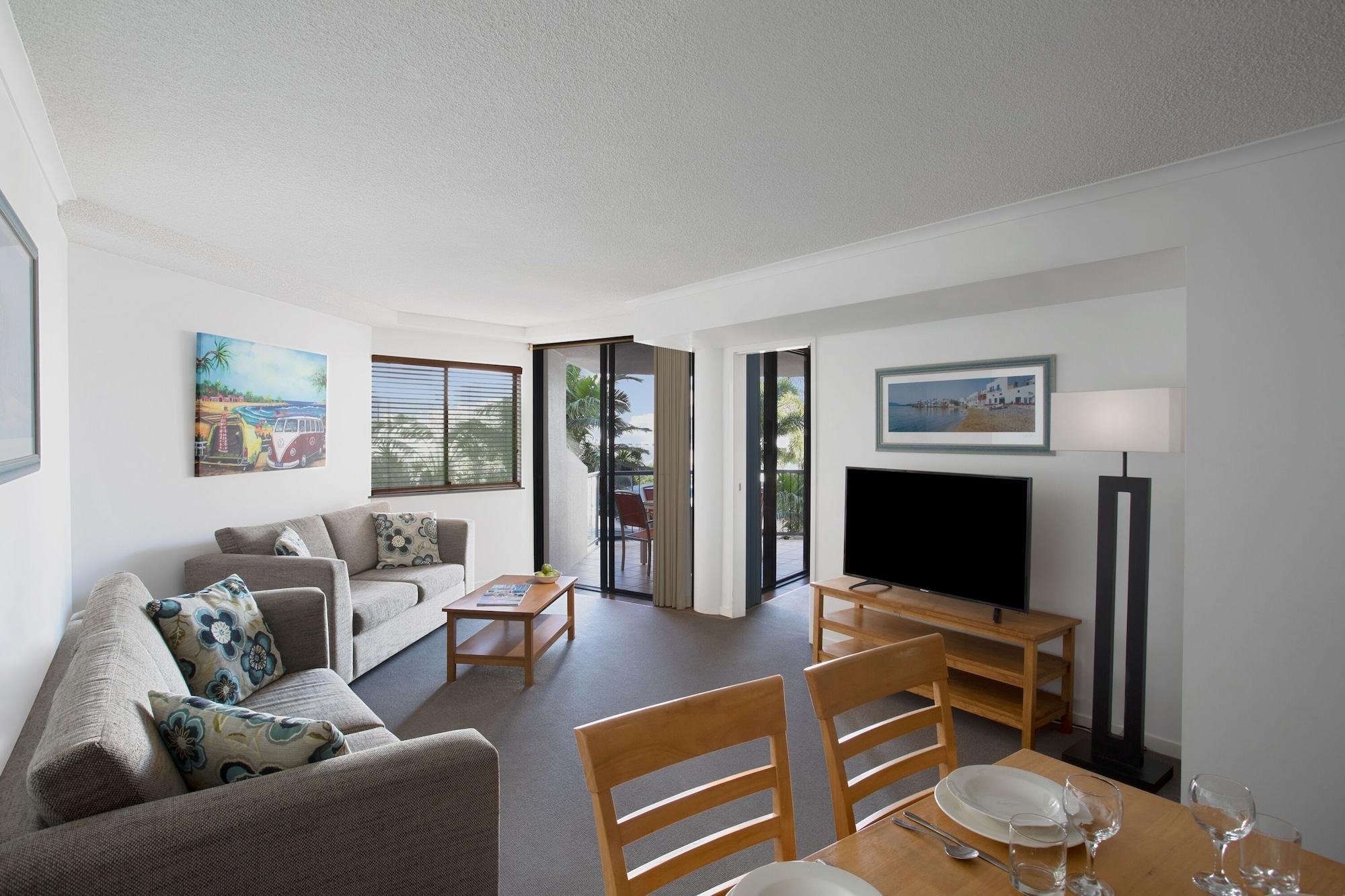 Breakfree Grand Pacific Aparthotel