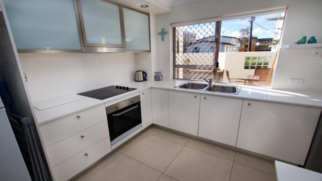 Pandanus Shores Unit 2 Kings Qld Caloundra