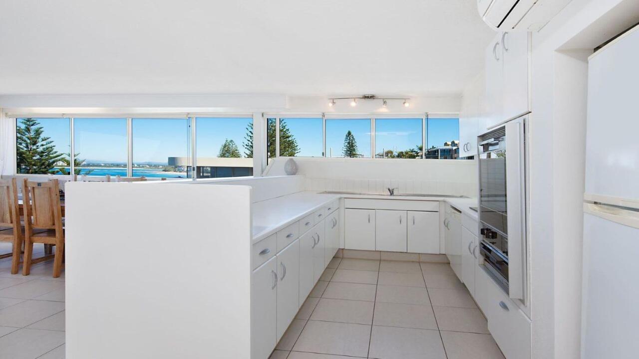 Wickham Point Unit 5 Kings Qld *