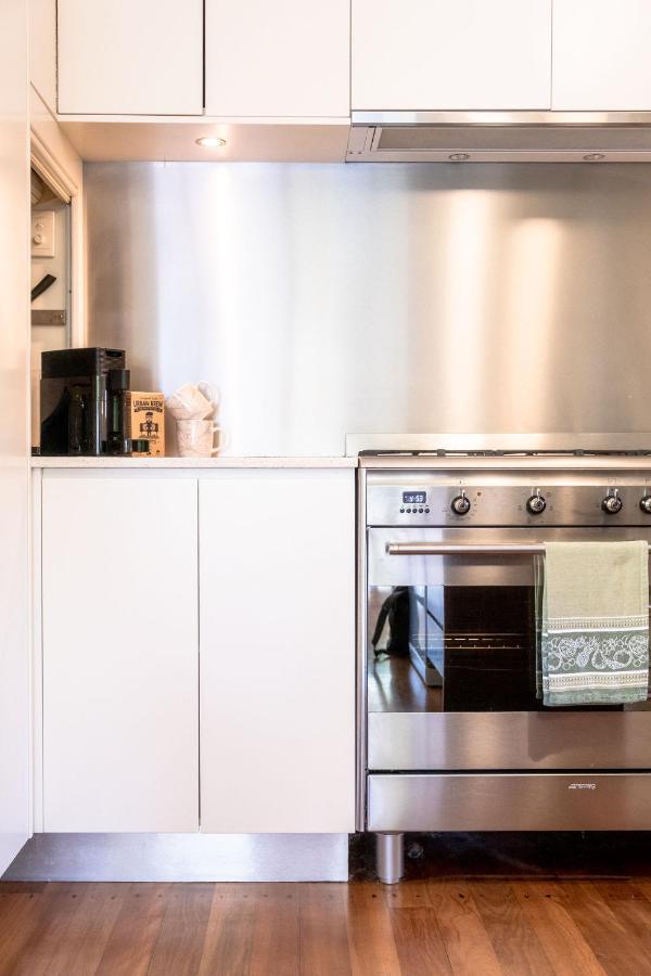 Mid-century Modern Retro House Holiday home Caloundra