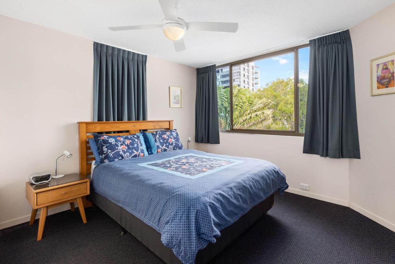 Eastbourne U6 80 Esplanade Golden Caloundra