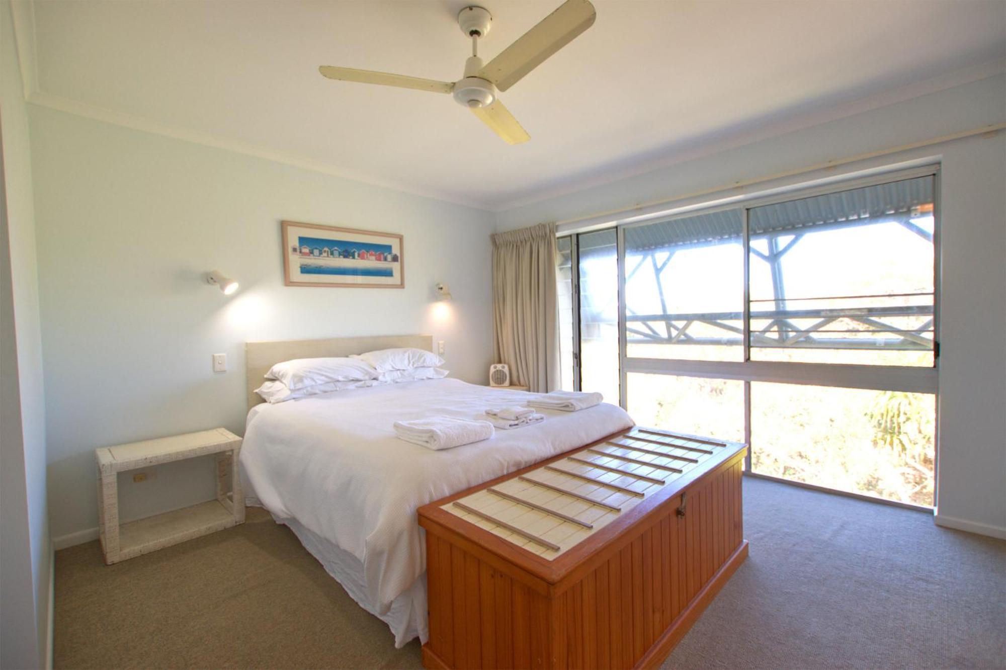Raintrees Moffat Beach Aparthotel