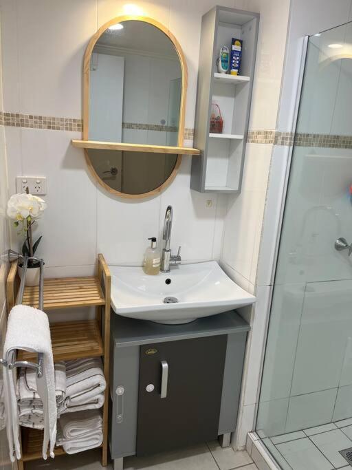 Byo Kids! Family Unit In The Heart Of Kings Beach Apartment *