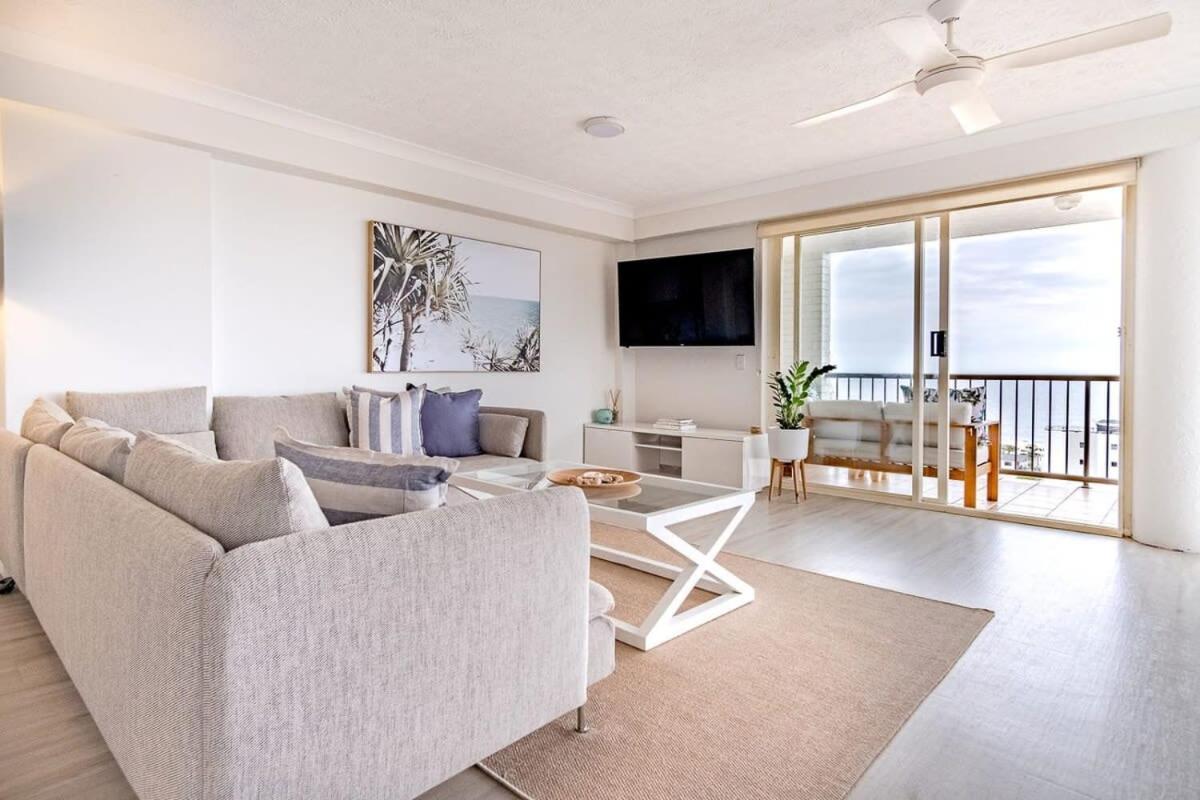 Apartment Kings Coast And Glasshouse Views - A