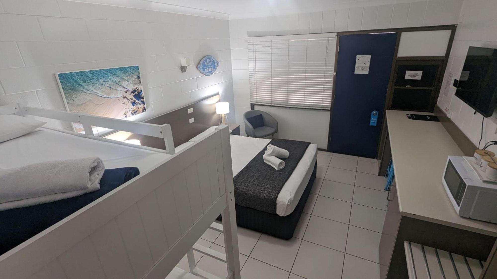 Moffat Motel 3*