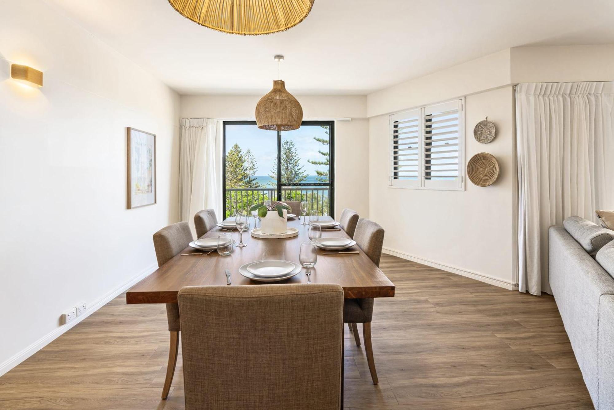 Tranquil Tides Retreat - Coastal Waterfront Escape *