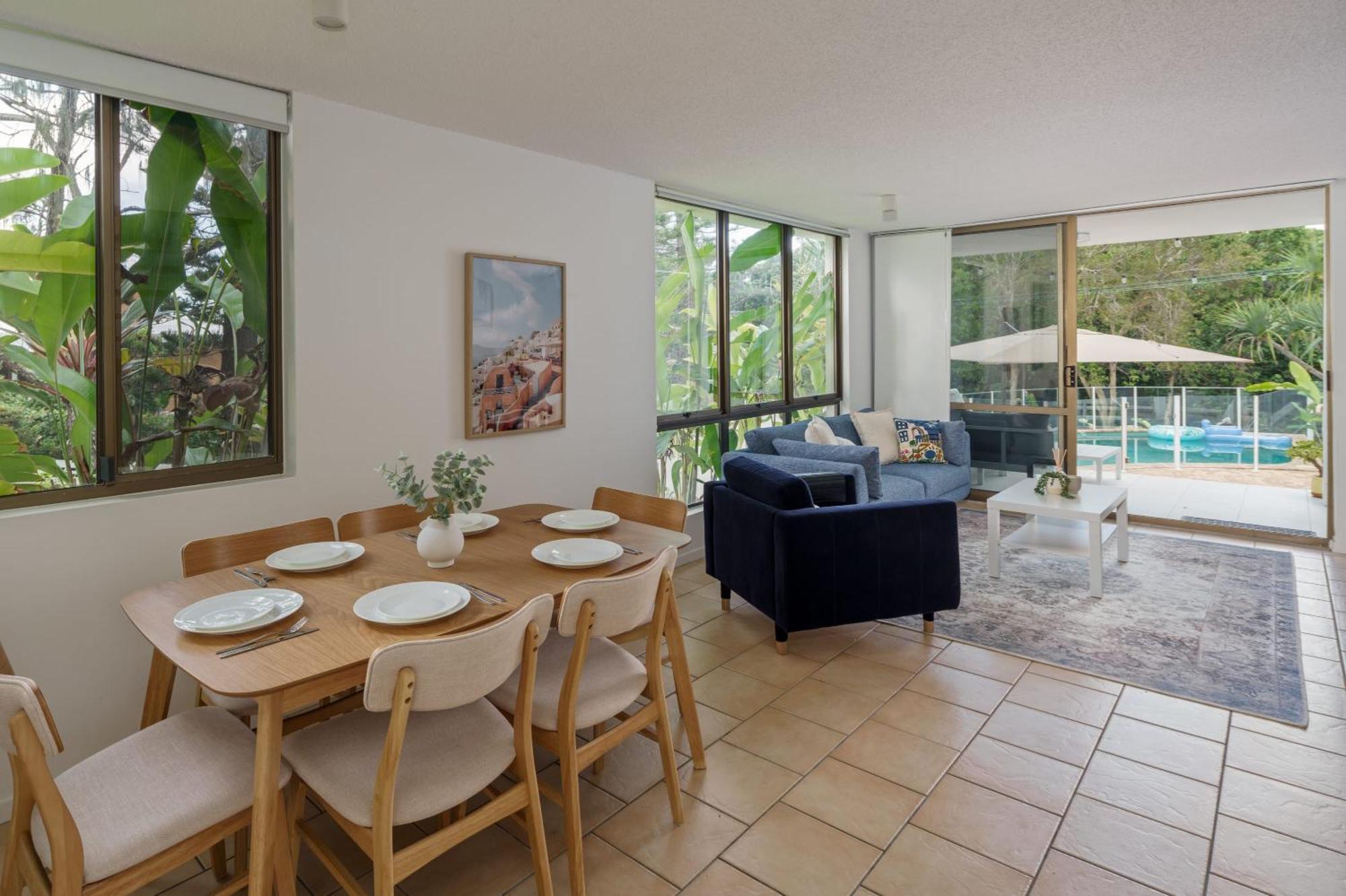 Four Pines Shelly Retreat Holiday home Caloundra