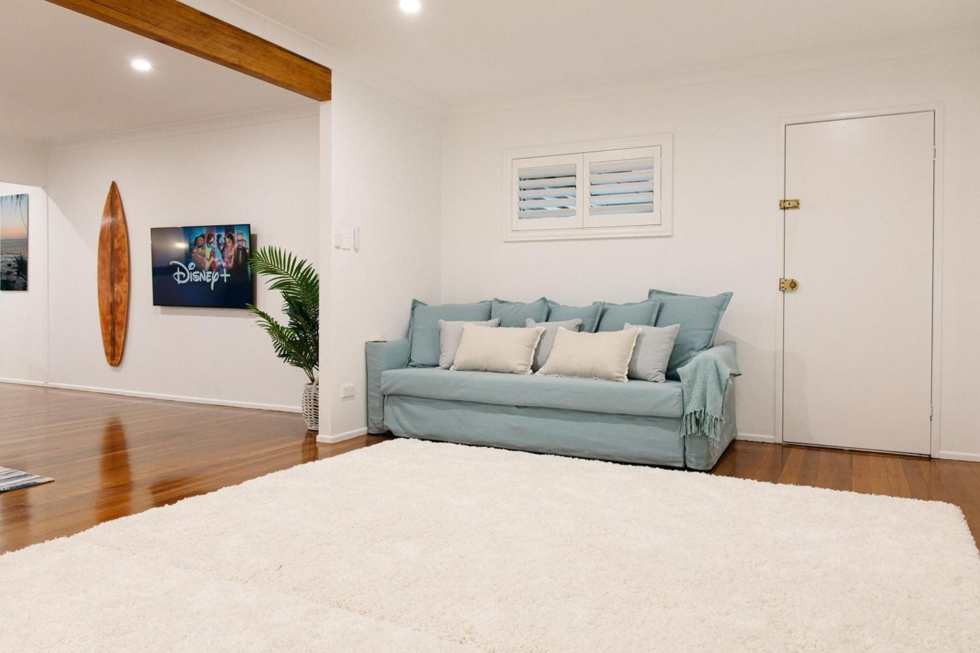 Apartment Moffat Coastal Contemporary Unit A *