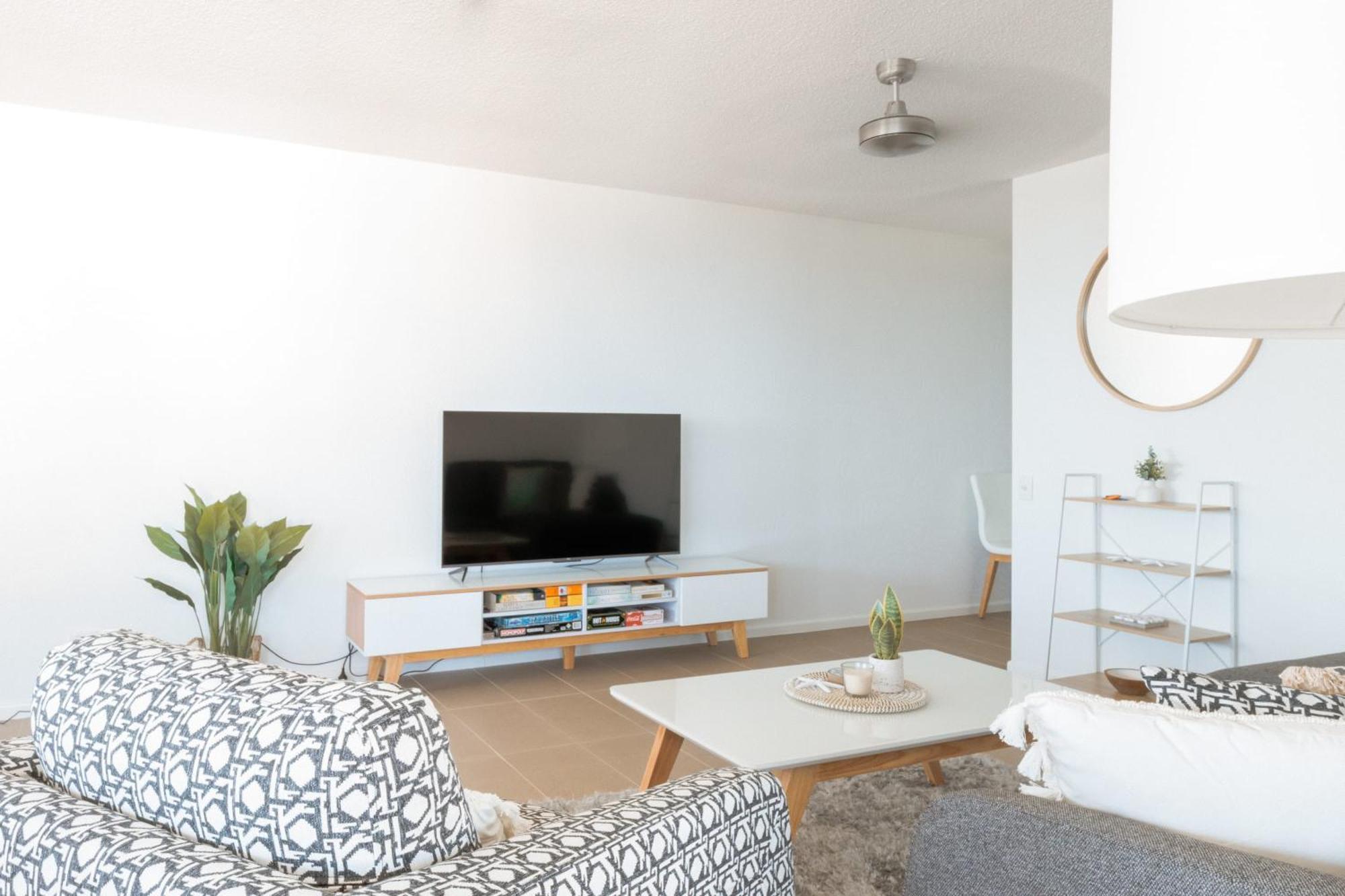 Apartment Breezy Kings Beach With Ocean Views *