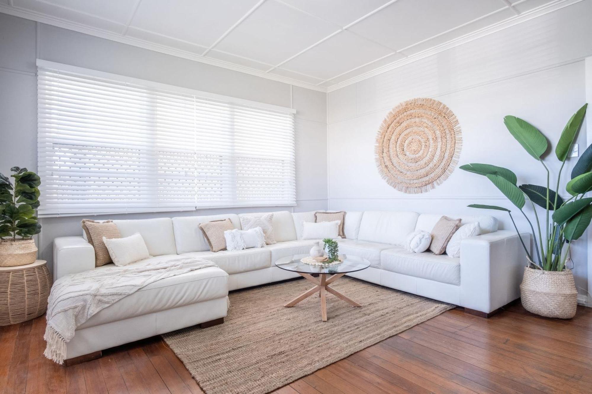 Kings Coastal Getaway, Bring The Dog! Holiday home Caloundra